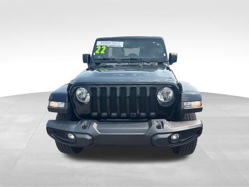 Used 2022 Jeep Wrangler Unlimited Sahara AWD/4WD image 8