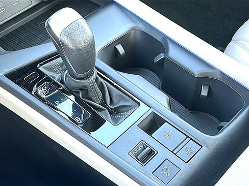 New 2026 Nissan Sentra SL w/ Floor Mat Package FWD image 25
