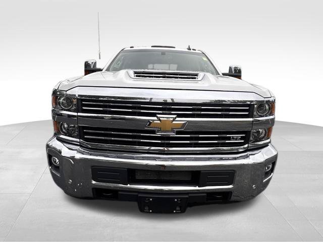 Used 2019 Chevrolet Silverado 3500 LTZ w/ Duramax Plus Package AWD/4WD image 10