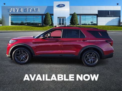 New 2026 Ford Explorer ST-Line w/ ST-Line Street Pack image 4