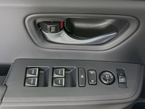 New 2025 Honda Pilot Sport image 20