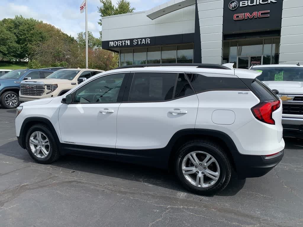 Used 2019 GMC Terrain SLE w/ Driver Convenience Package FWD image 2