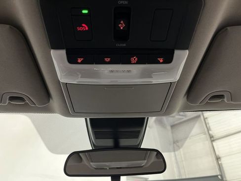 Used 2024 Nissan Altima 2.5 SR w/ SR Premium Package image 26