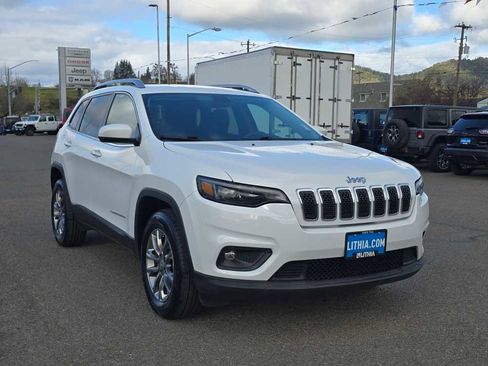 Used 2020 Jeep Cherokee Latitude Plus image 7