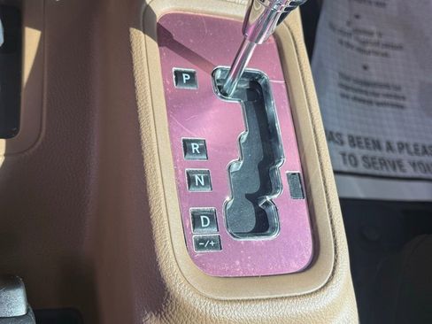 Certified 2016 Jeep Wrangler Unlimited Rubicon w/ Connectivity Group image 17