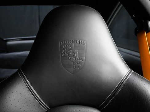 Used 2003 Porsche 911 GT2 RWD image 9
