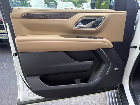 Used 2023 Chevrolet Tahoe Premier RWD image 10