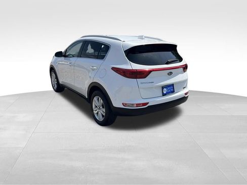 Used 2019 Kia Sportage LX w/ LX Popular Package AWD/4WD image 4