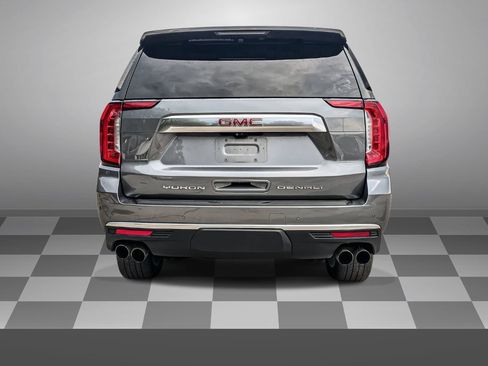Certified 2021 GMC Yukon Denali w/ Denali Premium Package AWD/4WD image 5