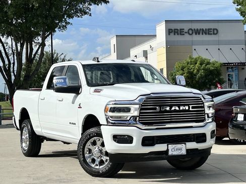 Used 2024 RAM 2500 Laramie w/ Safety Group AWD/4WD image 2