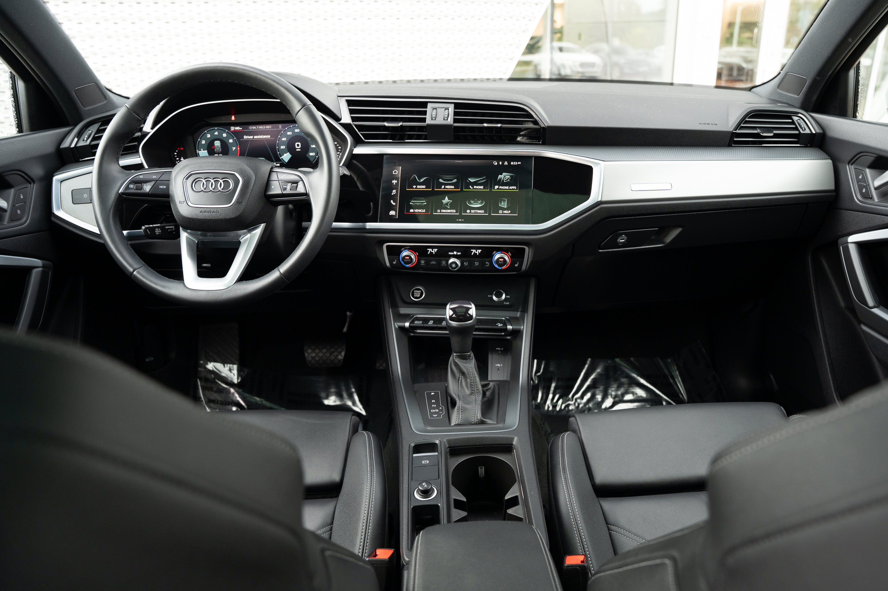 Used 2025 Audi Q3 2.0T Premium w/ Convenience Package AWD/4WD image 8