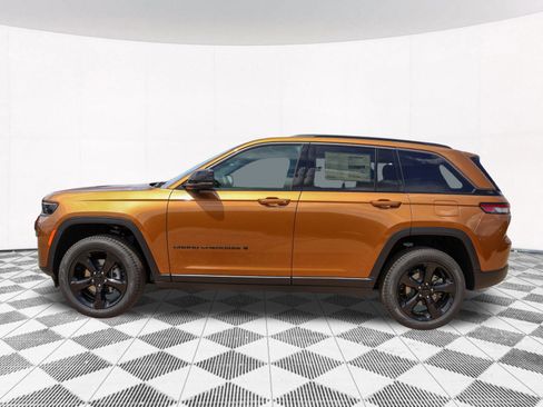 New 2026 Jeep Grand Cherokee Limited AWD/4WD image 8