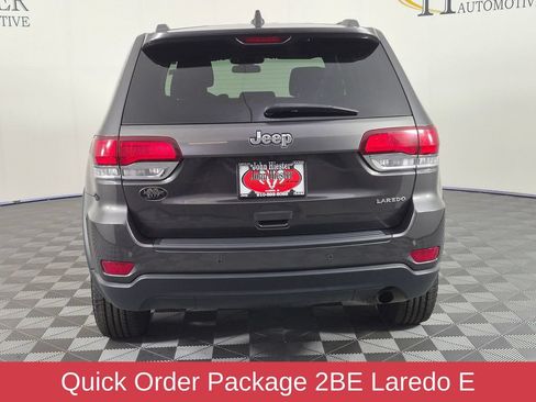 Used 2020 Jeep Grand Cherokee Laredo RWD image 6