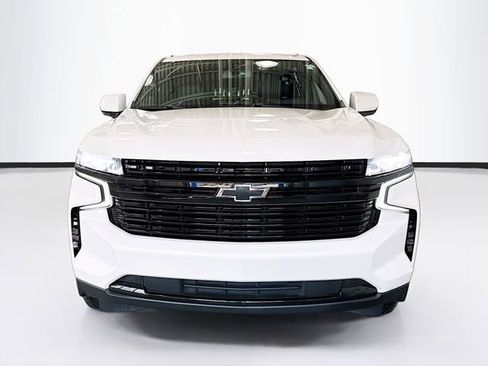 Used 2021 Chevrolet Suburban RST AWD/4WD image 4