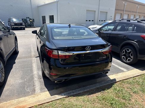 Used 2017 Lexus ES 350 w/ Premium Package FWD image 44