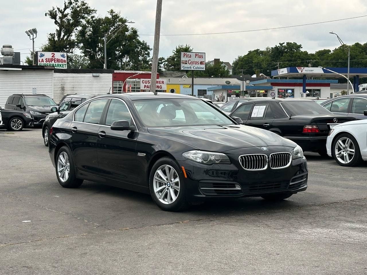 Used 2014 BMW 528i xDrive Sedan AWD/4WD image 3
