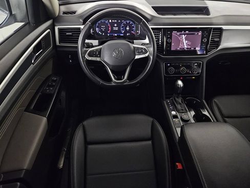 Used 2021 Volkswagen Atlas SEL R-Line AWD/4WD image 9