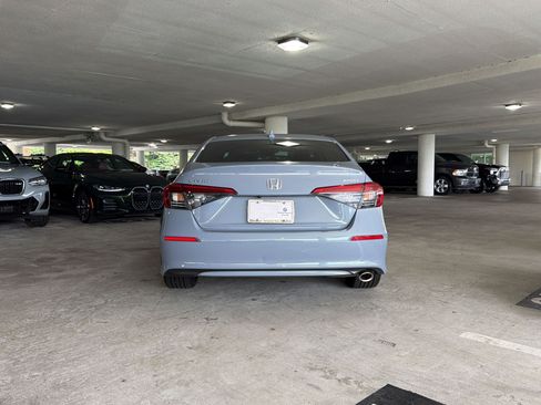 Used 2024 Honda Civic Sport image 9