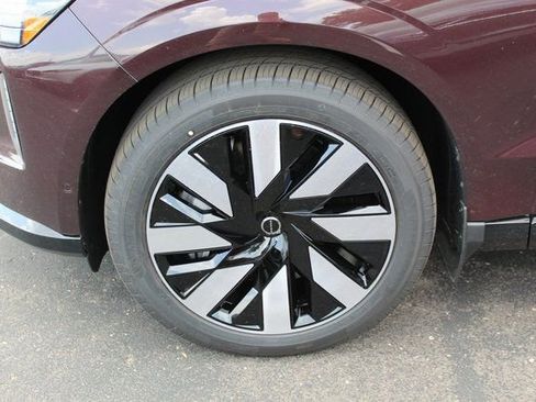 New 2025 Volvo EX90 Ultra image 10