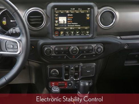 Used 2023 Jeep Wrangler Unlimited Rubicon 4xe w/ Cold Weather Group AWD/4WD image 37