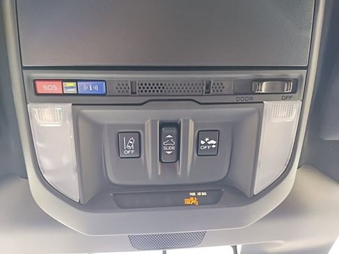 Certified 2025 Subaru Forester Wilderness AWD/4WD image 44
