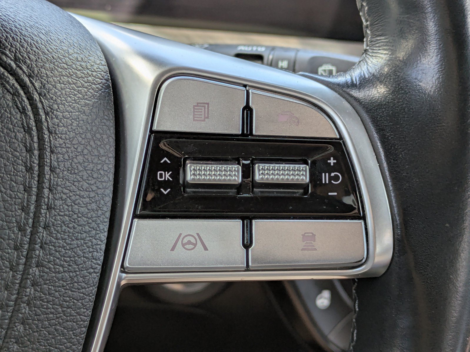Certified 2023 Kia Telluride SX Prestige AWD/4WD image 23