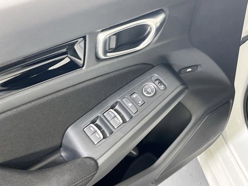 Used 2022 Honda Civic EX image 17