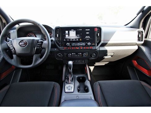 New 2026 Nissan Frontier PRO-4X w/ Pro-4x Convenience Package image 9