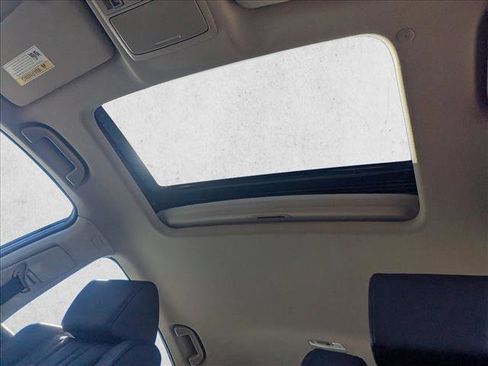 Used 2020 Honda Accord Touring image 18