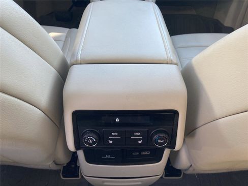 Used 2023 GMC Acadia Denali w/ Denali Ultimate Package image 28