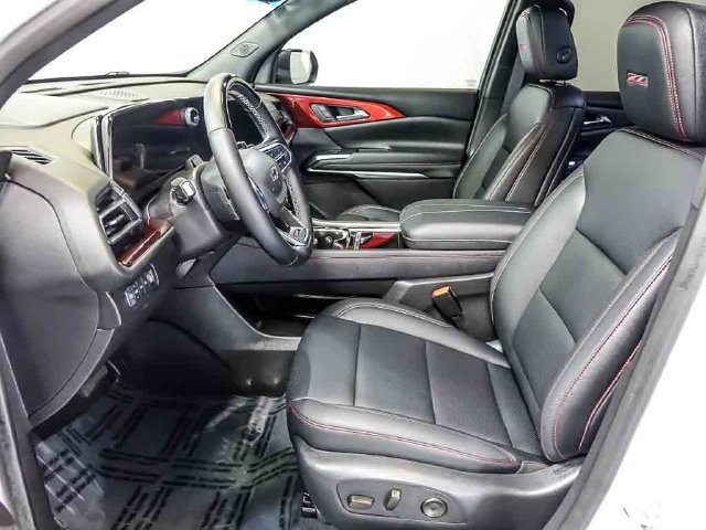 Certified 2024 Chevrolet Traverse Z71 w/ Enhanced Driving Package AWD/4WD image 12