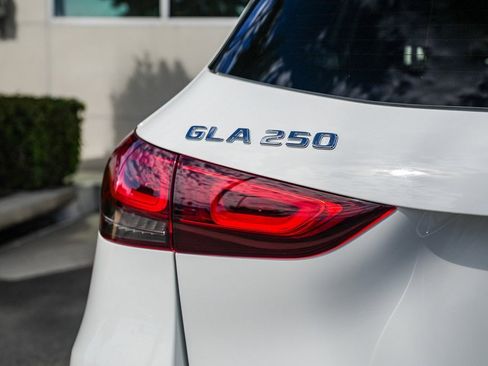 Used 2022 Mercedes-Benz GLA 250 GLA 250 image 7