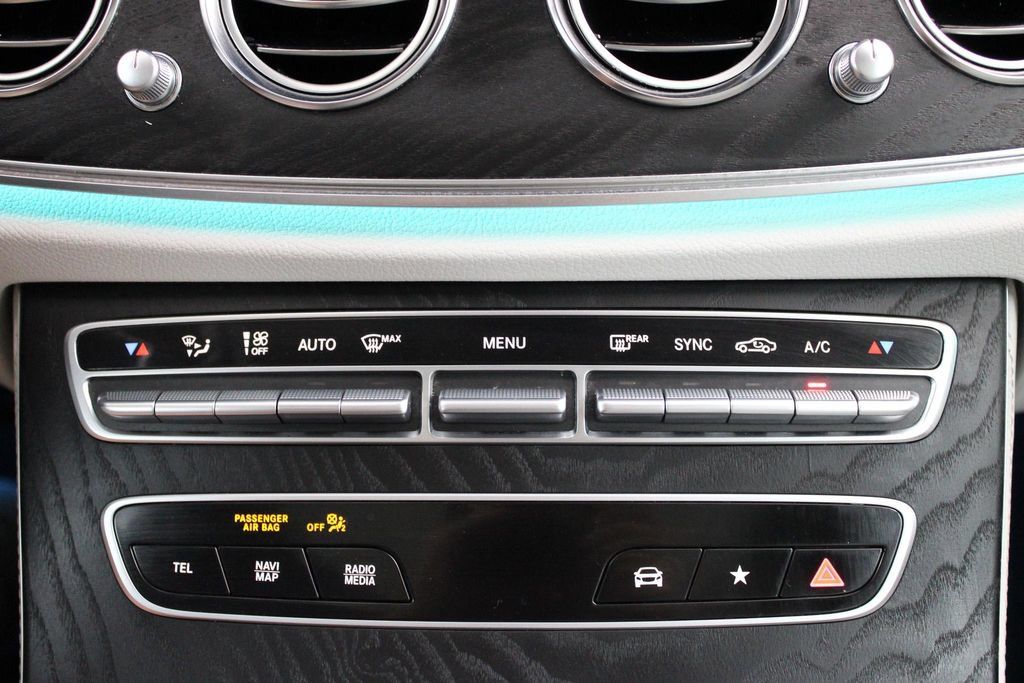 Used 2023 Mercedes-Benz E 450 4MATIC Sedan image 36
