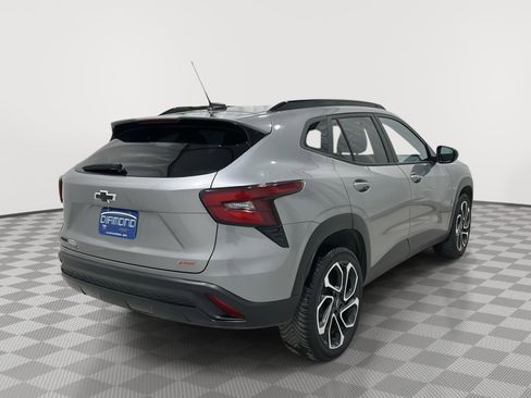 Used 2024 Chevrolet Trax RS w/ Driver Confidence Package image 5