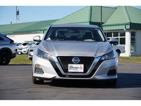 Used 2022 Nissan Altima 2.5 S image 8