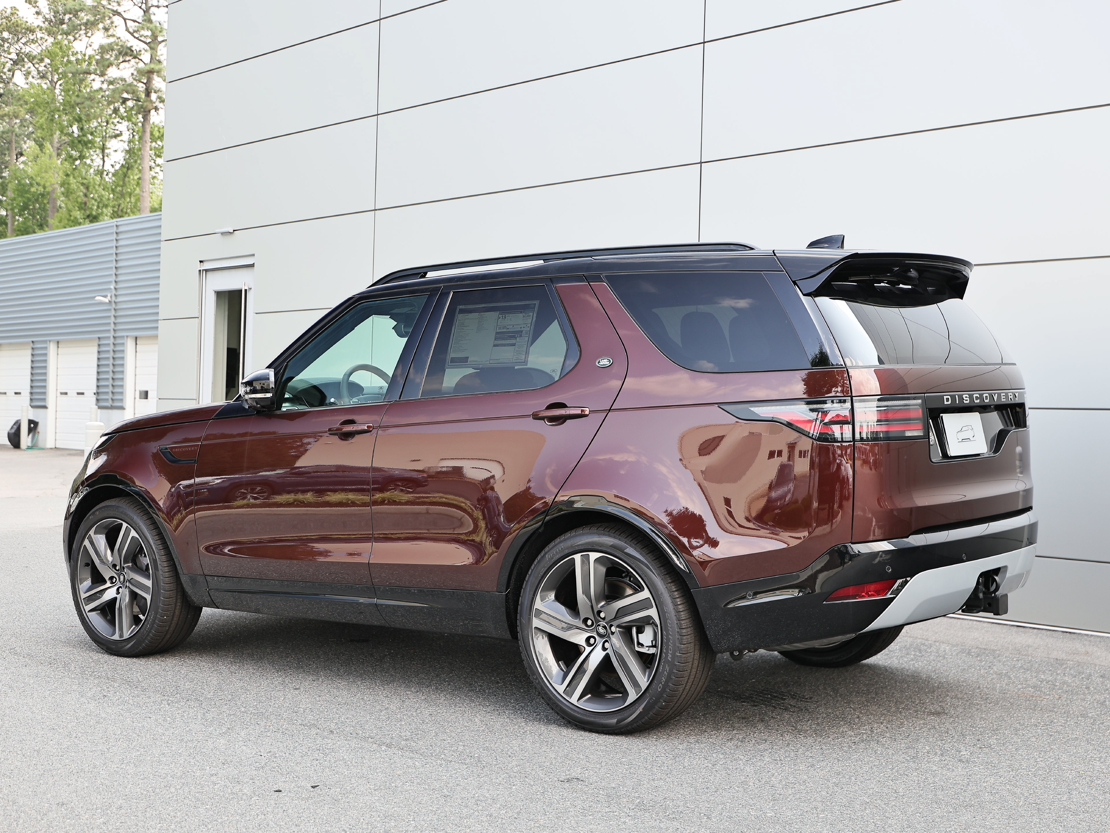 New 2026 Land Rover Discovery Limited Edition AWD/4WD image 7