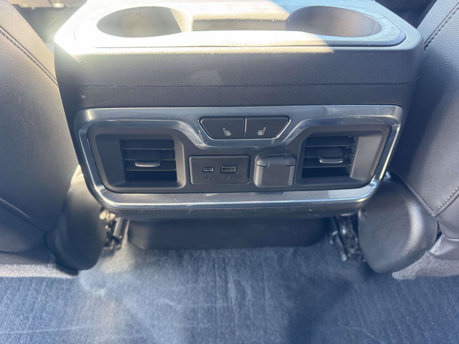 Used 2020 GMC Sierra 1500 AT4 w/ AT4 Premium Package AWD/4WD image 22