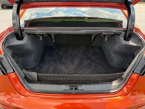 Used 2020 Nissan Maxima SR w/ Sport Mat Group image 39