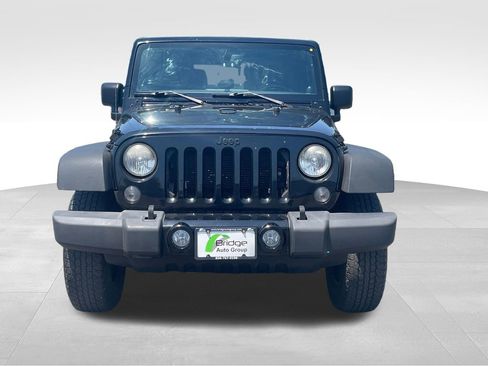 Used 2014 Jeep Wrangler Sport AWD/4WD image 2