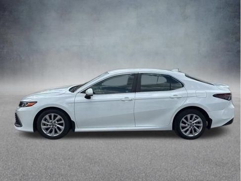 Used 2023 Toyota Camry LE FWD image 2