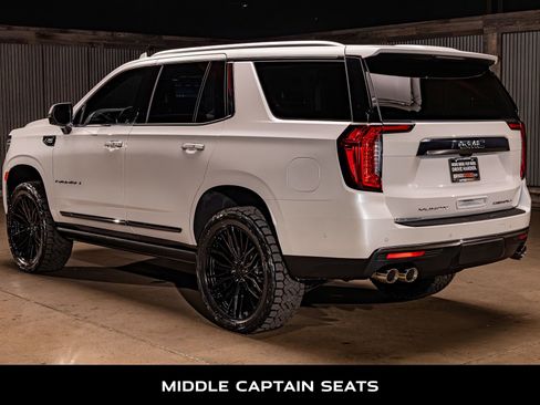 Used 2023 GMC Yukon Denali Ultimate image 7