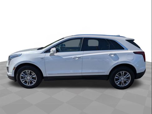 Used 2023 Cadillac XT5 Premium Luxury w/ Technology Package FWD image 7