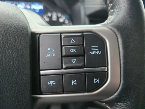 Used 2024 Ford Expedition Max XLT image 22