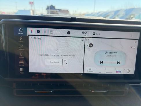 Used 2024 Jeep Wrangler Willys image 19