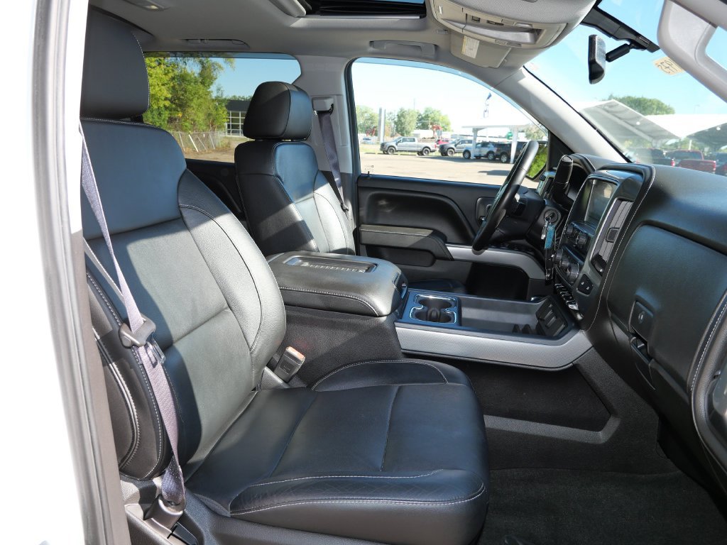 Used 2016 Chevrolet Silverado 1500 LTZ Z71 w/ LTZ Plus Package AWD/4WD image 12