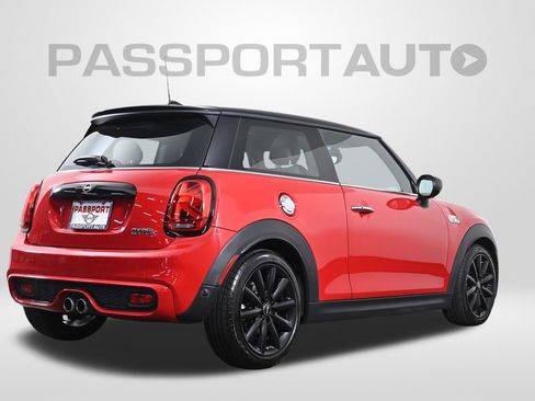 Used 2021 MINI Cooper S w/ Premium Package FWD image 10