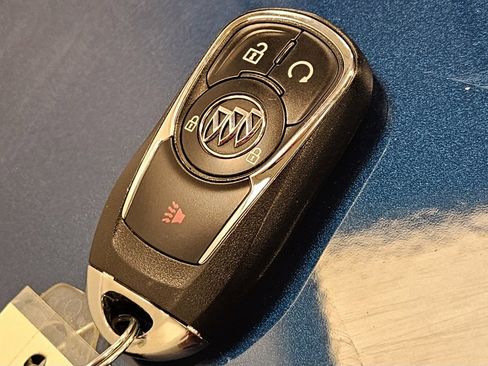 Used 2020 Buick Encore Preferred image 36