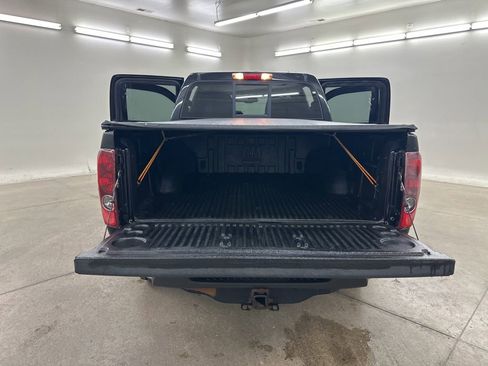 Used 2011 Chevrolet Colorado LT AWD/4WD image 24