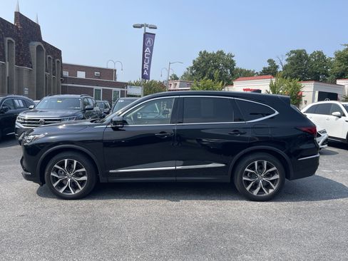 Used 2024 Acura MDX SH-AWD w/ Technology Package image 4