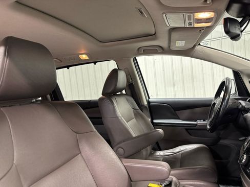 Used 2016 Honda Odyssey EX-L image 12
